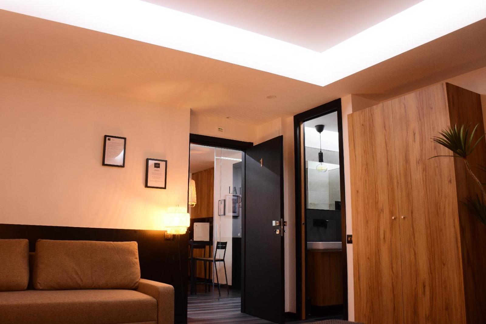 살레르노 La Dimora Del Re B&B 외부 사진
